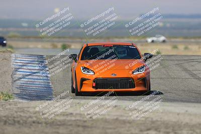 media/Sep-14-2025-Speed Ventures (Sun) [[b2951cd086]]/Orange/Session 2 (Grapevine)/